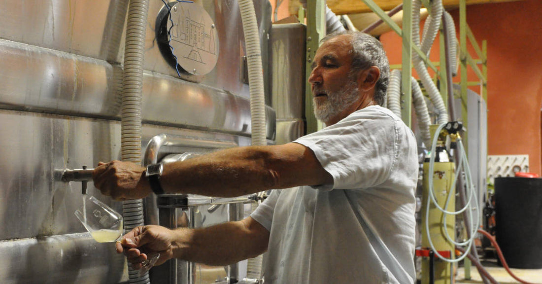 タンクからそのまま瓶詰め。ピュアでナチュラルな白 「ブリュット・ド・キューヴ / ブラン」